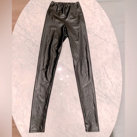 Wilfred Daria vegan leather leggings size Small - Picture 5 of 7